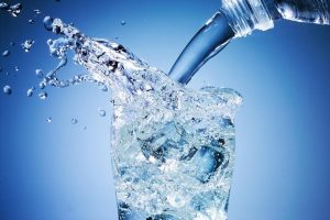 Panduan Memanfaatkan Air Putih untuk Menjaga Kesehatan Optimal