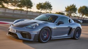 Porsche Cayman GT4 RS: Mobil Sport dengan Performa Maksimal