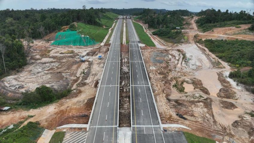 Inovasi Infrastruktur Hijau: Jembatan Satwa Senilai Rp 2,6 T di Tol IKN dari Udara